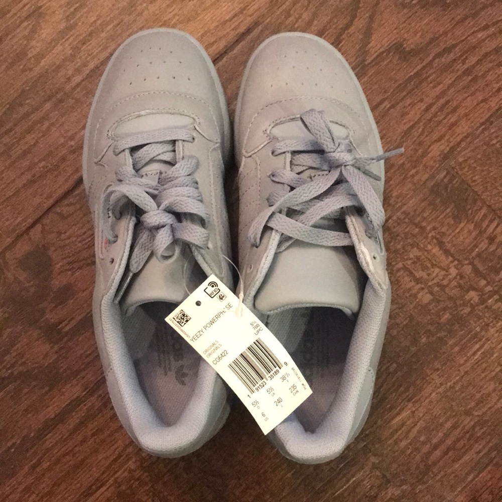 Yeezy Powerphase - Picture 4 of 5